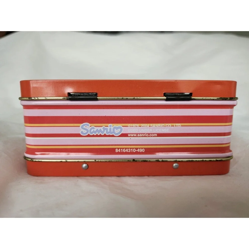 53 Pcs VTG Sanrio Hello Kitty V-Day Lunchbox Tin + Cards & 10 Merchandise Tags